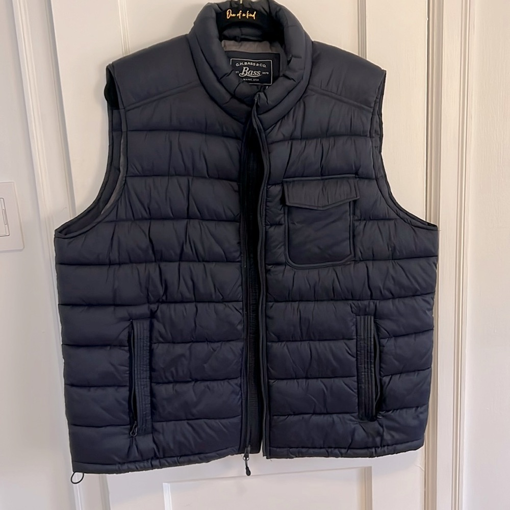 G.H. Bass & Co navy vest